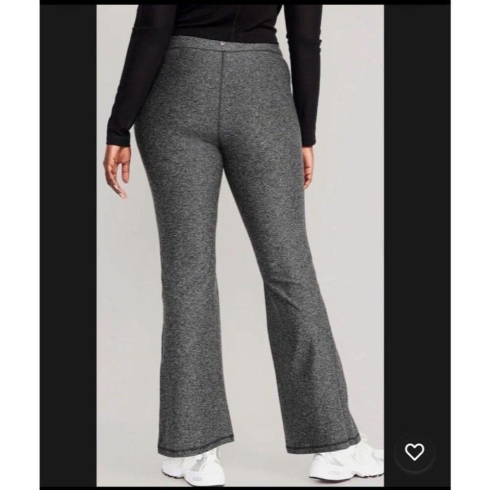 Old Navy Women's High-Waisted CloudComfy Flare Leggings Gray Size XXL Athleisure - Picture 7 of 15